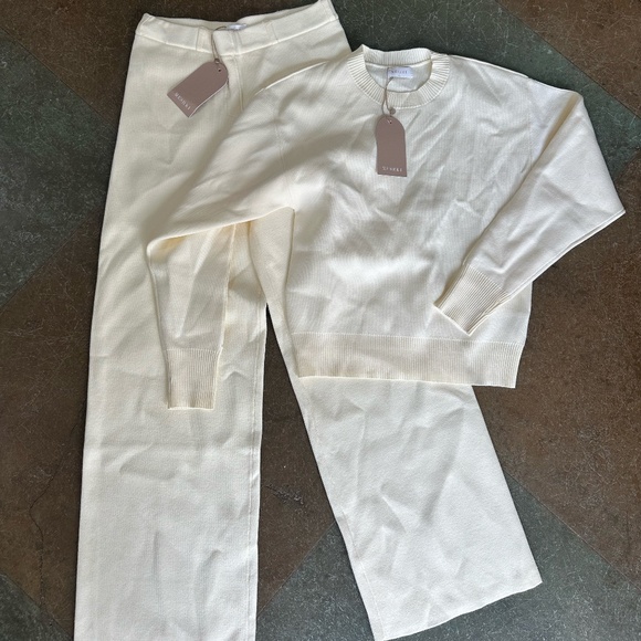 Meshki Knit Set - Picture 1 of 4